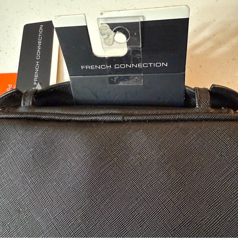 French Connection - Black Professional Travel Pouch - New With Tags - Picture 8 of 8